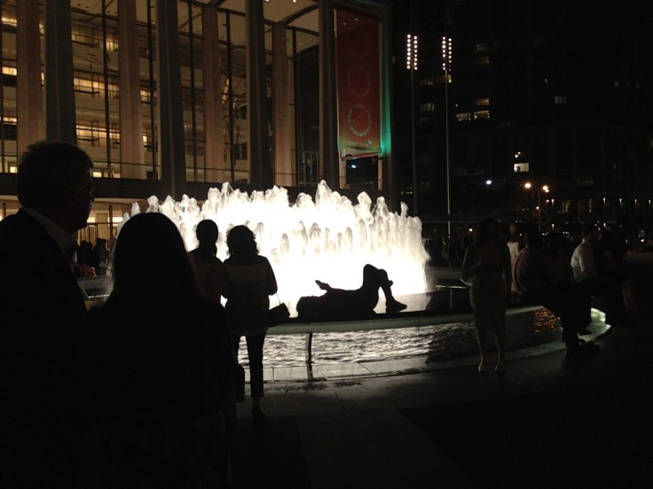 とてもきれいな噴水。ロマンティックです。